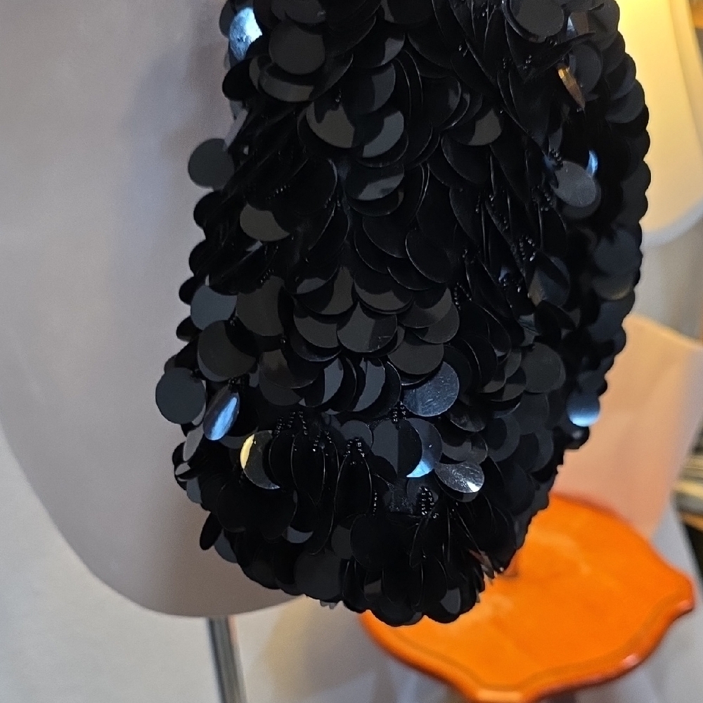 Chic Black Sequin Shoulder Bag - image 5